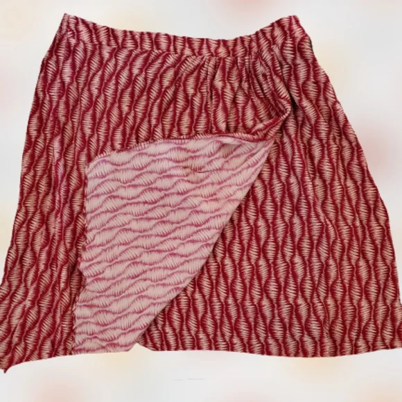 Anthropologie faux wrap fitted waist mini skirt, medium, red - Picture 5 of 11